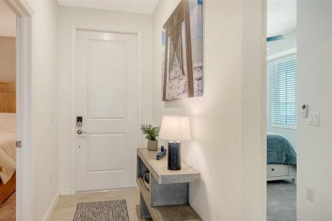 Condo in Venice, Florida, 2 bedrooms in WELLEN PARK  № 1442179 - photo 4