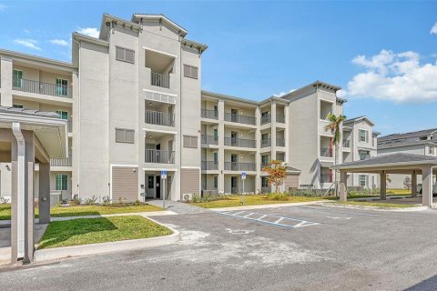 Condo in Venice, Florida, 2 bedrooms in WELLEN PARK  № 1442179 - photo 2