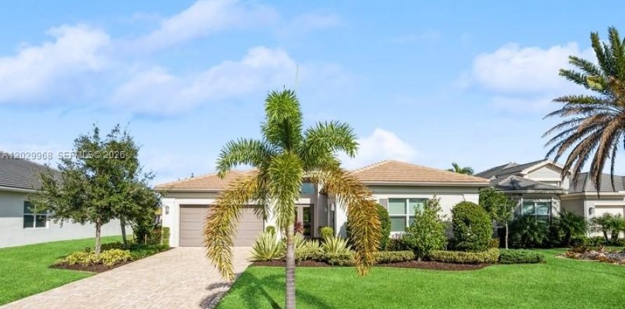 Villa ou maison à Port St. Lucie, Floride 3 chambres, 239.69 m2 № 2146493