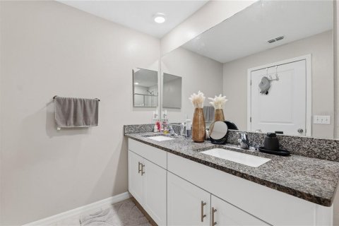 Adosado en venta en Lutz, Florida, 3 dormitorios, 151.8 m2 № 2151154 - foto 28