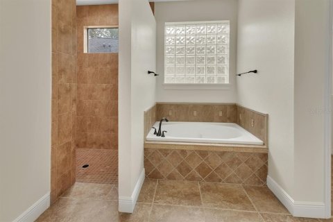 Villa ou maison à vendre à DeLand, Floride: 3 chambres, 228.08 m2 № 2358386 - photo 28