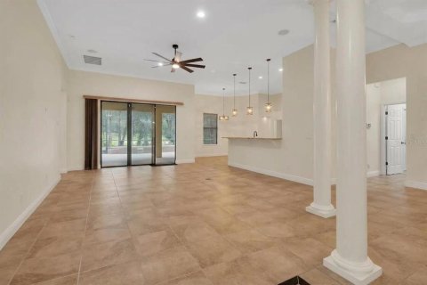 Villa ou maison à vendre à DeLand, Floride: 3 chambres, 228.08 m2 № 2358386 - photo 11