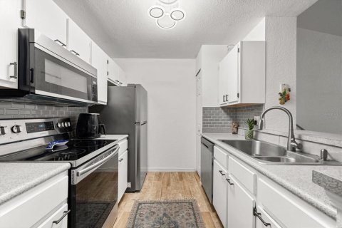 Condominio en alquiler en Lakewood Ranch, Florida, 2 dormitorios, 100.33 m2 № 2283405 - foto 18