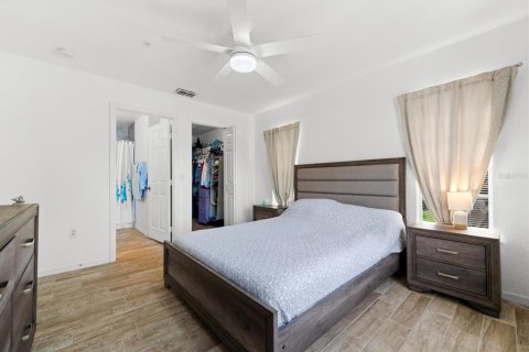 Condominio en alquiler en Lakewood Ranch, Florida, 2 dormitorios, 100.33 m2 № 2283405 - foto 6