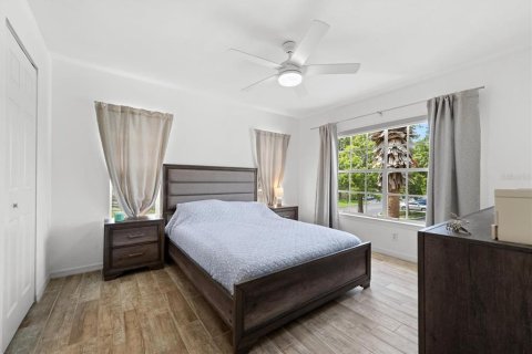 Condominio en alquiler en Lakewood Ranch, Florida, 2 dormitorios, 100.33 m2 № 2283405 - foto 5