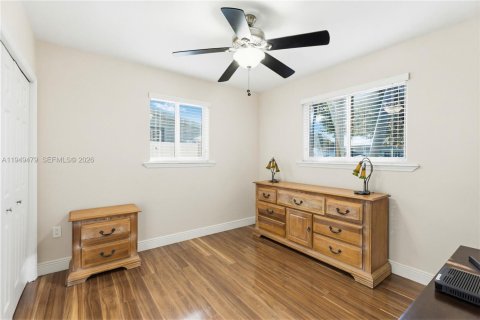 Casa en venta en Miami, Florida, 4 dormitorios, 173.17 m2 № 2007426 - foto 22