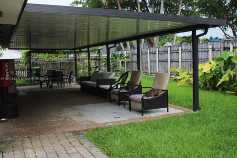 Casa en venta en Miami, Florida, 3 dormitorios, 135.92 m2 № 1939981 - foto 25