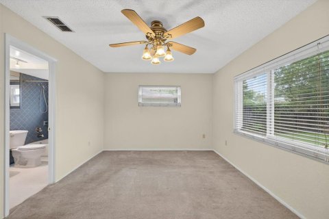 Villa ou maison à vendre à Hudson, Floride: 2 chambres, 130.9 m2 № 1902021 - photo 16
