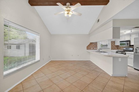 Villa ou maison à vendre à Hudson, Floride: 2 chambres, 130.9 m2 № 1902021 - photo 7