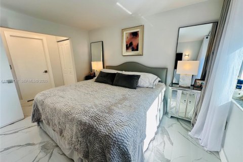 Condominio en venta en Miami, Florida, 2 dormitorios, 83.52 m2 № 2152678 - foto 23