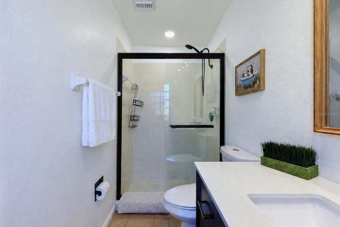 House in Bradenton, Florida 3 bedrooms, 102.84 sq.m. № 2303342 - photo 27