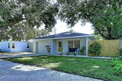 House in Bradenton, Florida 3 bedrooms, 102.84 sq.m. № 2303342 - photo 4