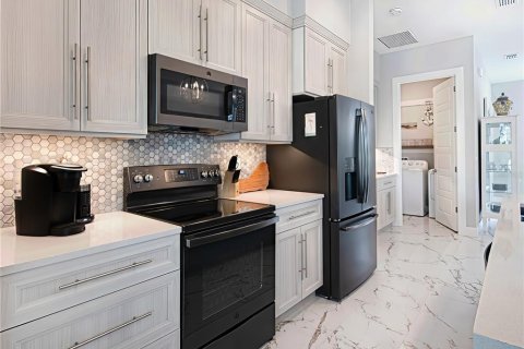House in Palm Coast, Florida 4 bedrooms, 198.81 sq.m. № 1898515 - photo 4