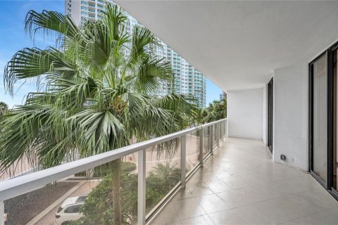 Купить кондоминиум в Авентура, Флорида 2 спальни, 130.06м2, № 2009797 - фото 6