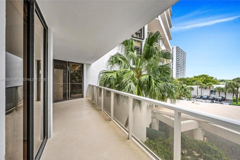 Купить кондоминиум в Авентура, Флорида 2 спальни, 130.06м2, № 2009797 - фото 22