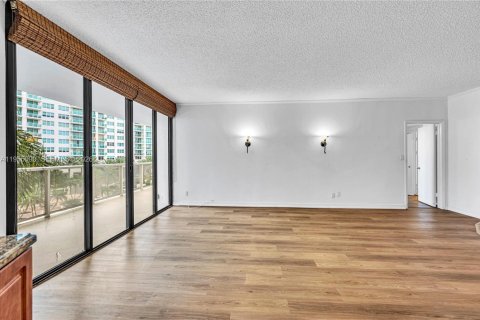 Купить кондоминиум в Авентура, Флорида 2 спальни, 130.06м2, № 2009797 - фото 17