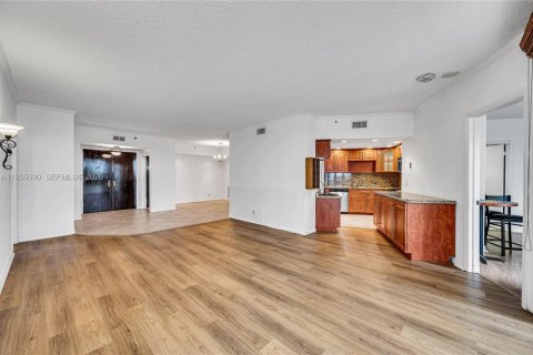 Купить кондоминиум в Авентура, Флорида 2 спальни, 130.06м2, № 2009797 - фото 8