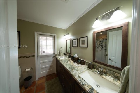 Villa ou maison à vendre à Palmetto Bay, Floride: 4 chambres, 248.98 m2 № 2172707 - photo 30