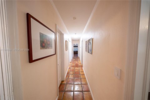 Villa ou maison à vendre à Palmetto Bay, Floride: 4 chambres, 248.98 m2 № 2172707 - photo 27