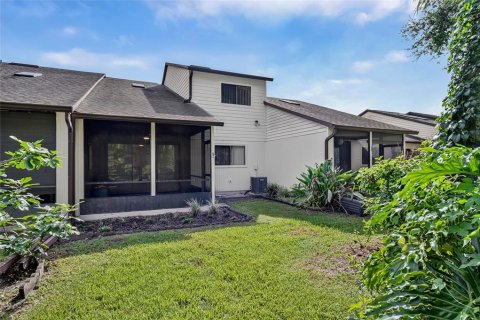 Townhouse in New Smyrna Beach, Florida 2 bedrooms, 156.63 sq.m. № 2291332 - photo 29