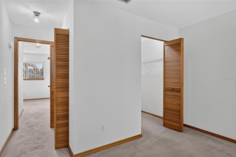 Townhouse in New Smyrna Beach, Florida 2 bedrooms, 156.63 sq.m. № 2291332 - photo 24