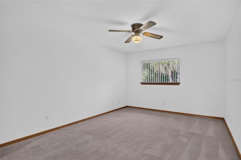 Townhouse in New Smyrna Beach, Florida 2 bedrooms, 156.63 sq.m. № 2291332 - photo 23