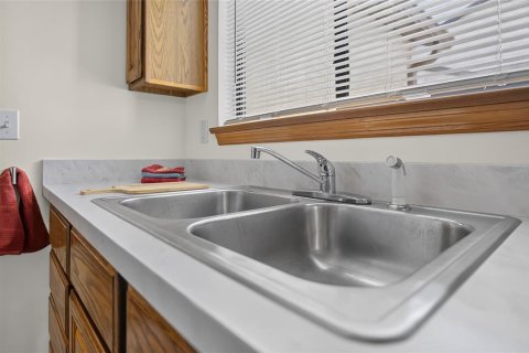 Townhouse in New Smyrna Beach, Florida 2 bedrooms, 156.63 sq.m. № 2291332 - photo 9