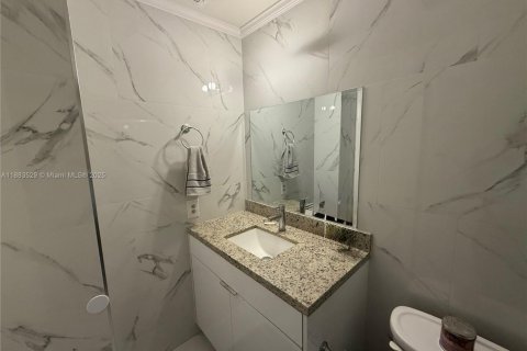 Adosado en alquiler en Davie, Florida, 4 dormitorios, 147.71 m2 № 1978331 - foto 15