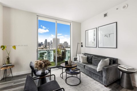 Condo in Miami, Florida, 2 bedrooms  № 1969786 - photo 10