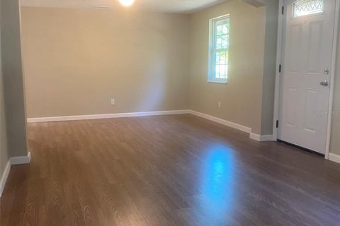 House in Floral City, Florida 3 bedrooms, 149.39 sq.m. № 1718610 - photo 12
