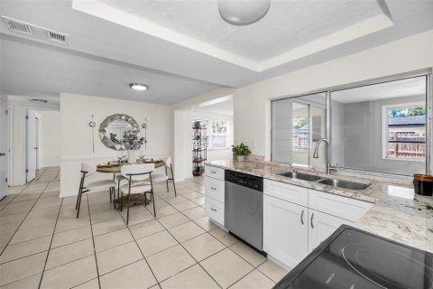 Casa en venta en Holiday, Florida, 2 dormitorios, 99.22 m2 № 1827882 - foto 14