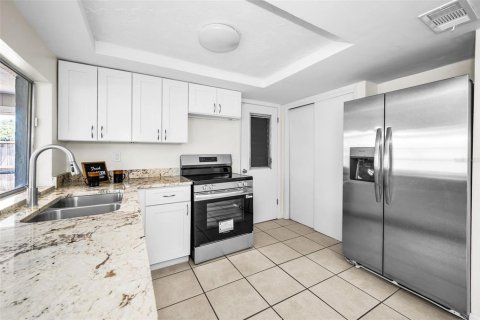 Casa en venta en Holiday, Florida, 2 dormitorios, 99.22 m2 № 1827882 - foto 5