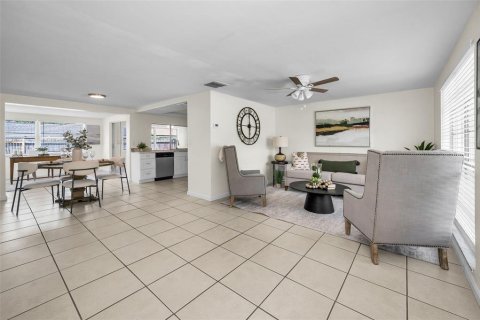 Casa en venta en Holiday, Florida, 2 dormitorios, 99.22 m2 № 1827882 - foto 15
