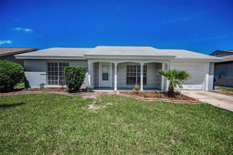 Casa en venta en Holiday, Florida, 2 dormitorios, 99.22 m2 № 1827882 - foto 1