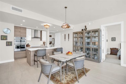 Copropriété à vendre à Saint Petersburg, Floride: 2 chambres, 154.5 m2 № 2210453 - photo 9
