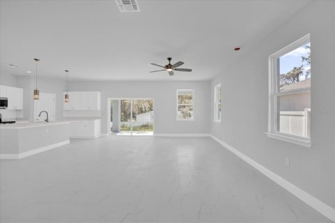 Casa en venta en Casselberry, Florida, 4 dormitorios, 224.08 m2 № 1673483 - foto 11