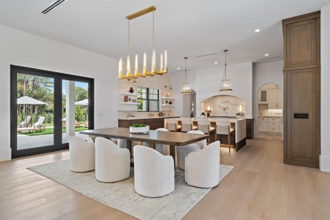 House in Jupiter, Florida 5 bedrooms, 411.74 sq.m. № 2397318 - photo 21
