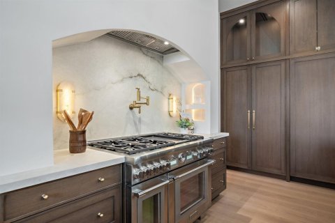 House in Jupiter, Florida 5 bedrooms, 411.74 sq.m. № 2397318 - photo 28