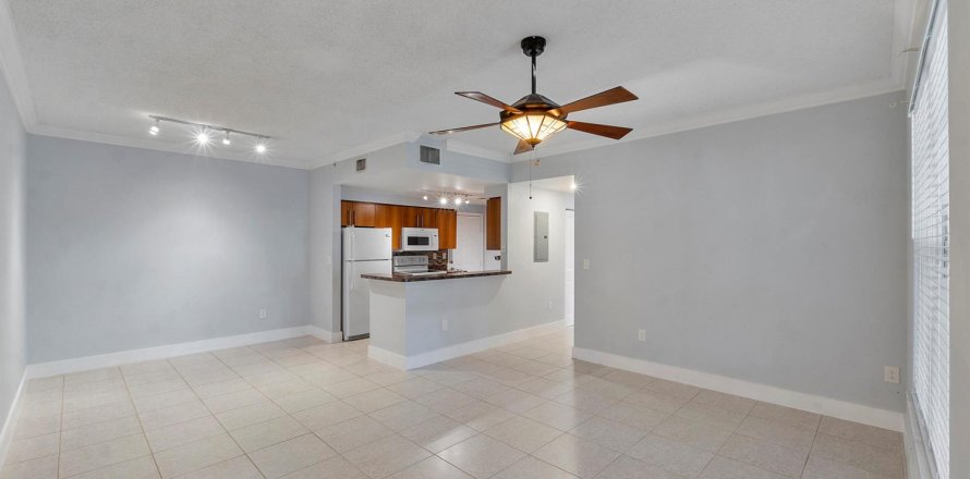 Condominio en Coral Springs, Florida, 2 dormitorios  № 2087922