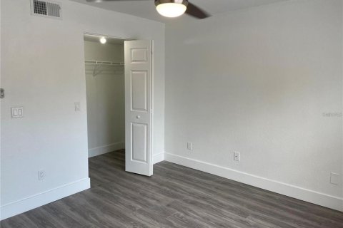 Condo in Altamonte Springs, Florida, 1 bedroom  № 2226981 - photo 6