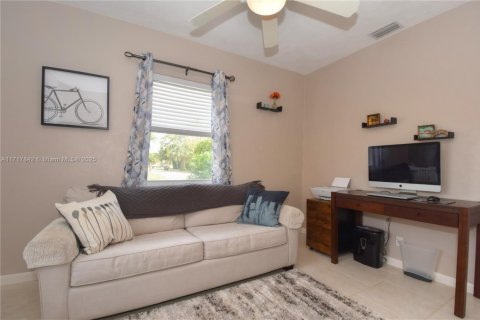 House in Fort Lauderdale, Florida 2 bedrooms, 81.29 sq.m. № 1470178 - photo 13