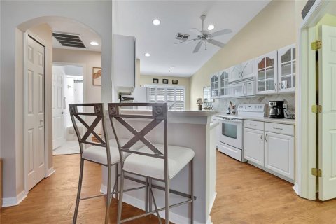 Casa en venta en Spring Hill, Florida, 2 dormitorios, 139.07 m2 № 2430795 - foto 4