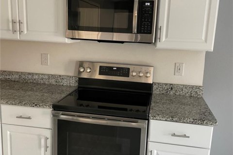 Снять в аренду виллу или дом в Порт-Сент-Луси, Флорида 3 спальни, 134.24м2, № 2003851 - фото 27