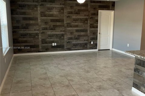 Снять в аренду виллу или дом в Порт-Сент-Луси, Флорида 3 спальни, 134.24м2, № 2003851 - фото 23