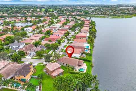 Villa ou maison à vendre à Miramar, Floride: 4 chambres, 194.07 m2 № 1930879 - photo 30