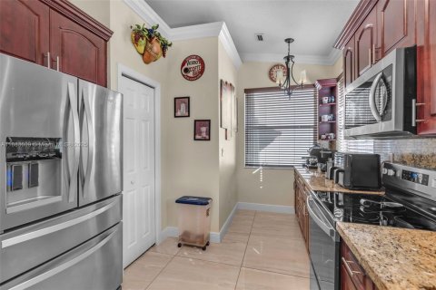 Villa ou maison à vendre à Miramar, Floride: 4 chambres, 194.07 m2 № 1930879 - photo 13