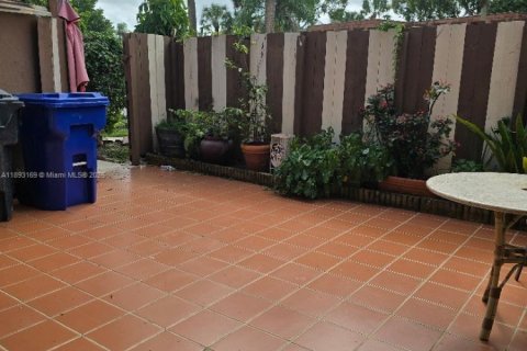 Touwnhouse à louer à North Lauderdale, Floride: 3 chambres, 135.64 m2 № 1949765 - photo 21