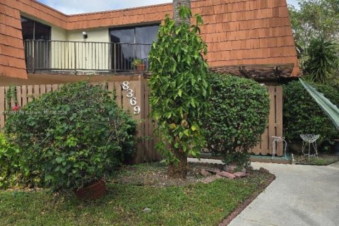 Touwnhouse à louer à North Lauderdale, Floride: 3 chambres, 135.64 m2 № 1949765 - photo 23