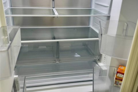 Снять в аренду виллу или дом в Норт-Майами-Бич, Флорида 3 спальни, 206.99м2, № 1988228 - фото 26