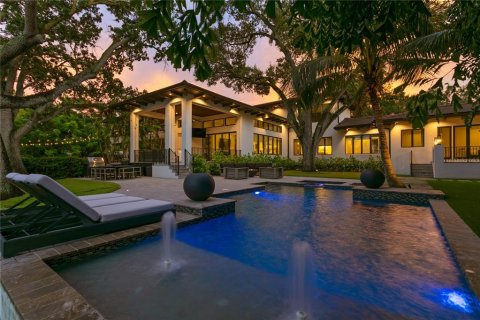 Villa ou maison à louer à Tampa, Floride: 5 chambres, 409.33 m2 № 1847366 - photo 11